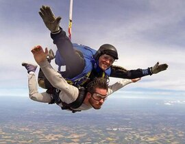 Saut en Parachute Tandem à Maubeuge Saut en Parachute Tandem à Maubeuge