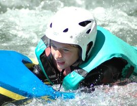 Hydrospeed dans les Gorges de Cadéac (descente sportive) Hydrospeed dans les Gorges de Cadéac (descente sportive)