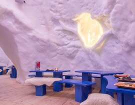 Diner dans un Igloo à Avoriaz Diner dans un Igloo à Avoriaz