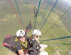 Baptême de l'air en Parapente à Orcines - Les volcans d'Auvergne