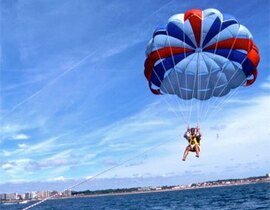 Parachute Ascensionnel à Villeneuve-Loubet Parachute Ascensionnel à Villeneuve-Loubet