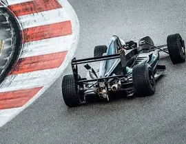 Stage en Formule Renault 2000 - Circuit de Catalunya Stage en Formule Renault 2000 - Circuit de Catalunya