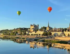 Survol des Châteaux de l'Anjou en Montgolfière Survol des Châteaux de l'Anjou en Montgolfière