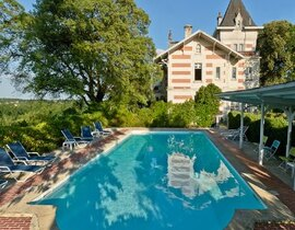 Week-end Spa et Massage dans un Château à Cognac Week-end Spa et Massage dans un Château à Cognac