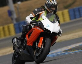 Stage Coaching avec votre Moto - Circuit d'Alès Stage Coaching avec votre Moto - Circuit d'Alès