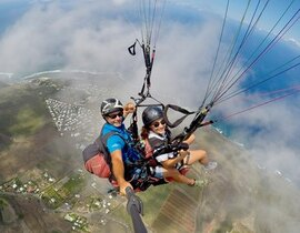 Initiation au Parapente à Saint-Leu à la Réunion Initiation au Parapente à Saint-Leu à la Réunion