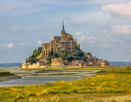 Initiation au Pilotage d'Avion au Mont-Saint-Michel Initiation au Pilotage d'Avion au Mont-Saint-Michel