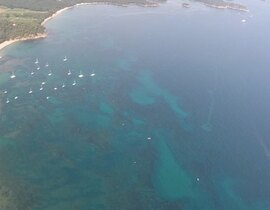 Baptême en Hélicoptère à Hyères - Les Plages et les Îles du Var Baptême en Hélicoptère à Hyères - Les Plages et les Îles du Var