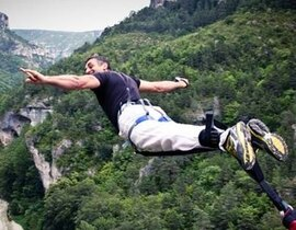 Saut à l’élastique près d'Alès Saut à l’élastique près d'Alès