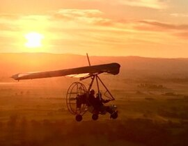 Baptême en ULM Pendulaire dans le Cantal Baptême en ULM Pendulaire dans le Cantal