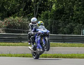 Baptême Sensation en Yamaha - Circuit de Lédenon Baptême Sensation en Yamaha - Circuit de Lédenon