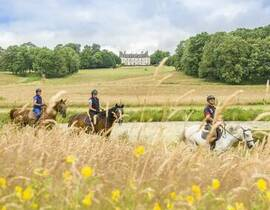 Week-end Équestre et Gourmand au Château d'Ygrande en Auvergne Week-end Équestre et Gourmand au Château d'Ygrande en Auvergne