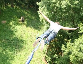 Saut à l’Élastique près de Verdun Saut à l’Élastique près de Verdun