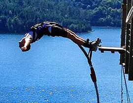Saut à l’Elastique près de Strasbourg Saut à l’Elastique près de Strasbourg
