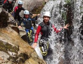 Canyoning en Ardèche près d'Aubenas Canyoning en Ardèche près d'Aubenas