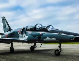 Vol en Avion de Chasse L-39 à Pontoise près de Paris