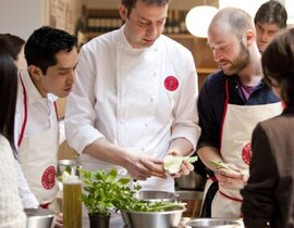Cours de cuisine et visite du marché avec le chef à Toulouse Cours de cuisine et visite du marché avec le chef à Toulouse