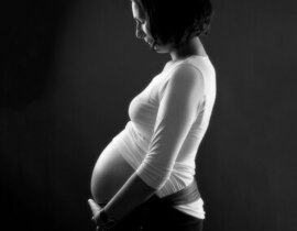 Shooting Photo de Grossesse à Lyon Shooting Photo de Grossesse à Lyon