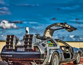 Pilotage DeLorean de Retour vers le Futur près d'Étampes