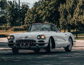 Pilotage de 3 Autos de Collection à Mulhouse Pilotage de 3 Autos de Collection à Mulhouse
