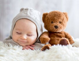 Shooting Photo de Bébé à Toulon Shooting Photo de Bébé à Toulon