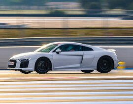 Stage en Audi R8 V10 - Circuit de Mireval Stage en Audi R8 V10 - Circuit de Mireval