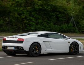 Stage Enfant en Lamborghini Gallardo près de Melun Stage Enfant en Lamborghini Gallardo près de Melun