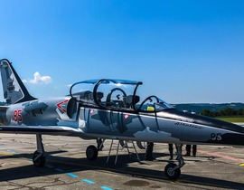 Initiation au Pilotage d'Avion de Chasse près de Toulouse Initiation au Pilotage d'Avion de Chasse près de Toulouse