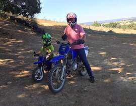 Initiation des enfants au moto cross : 5 clés pour débuter en