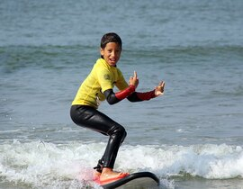 Initiation au Surf à Guidel près de Lorient Initiation au Surf à Guidel près de Lorient