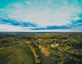Vol en Hélicoptère près de Bordeaux - Le Vignoble des Graves Vol en Hélicoptère près de Bordeaux - Le Vignoble des Graves