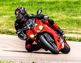 Journée de Roulage Moto au Circuit de Dijon Prenois Journée de Roulage Moto au Circuit de Dijon Prenois