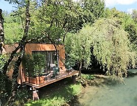 Nuit en Cabane sur Pilotis & Spa près de Dijon