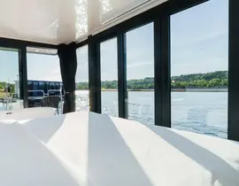 Nuit Insolite en House Boat près de Giverny Nuit Insolite en House Boat près de Giverny