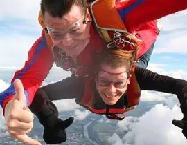 Saut en Parachute Tandem près de Rouen