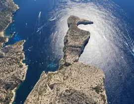 Baptême en ULM Autogire - Les Calanques de Cassis Baptême en ULM Autogire - Les Calanques de Cassis