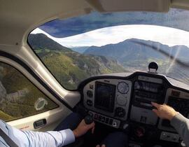 Initiation au Pilotage d'Avion Electrique à Annecy Initiation au Pilotage d'Avion Electrique à Annecy