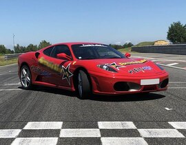Stage de Pilotage Enfant en Ferrari F430 à Alès Stage de Pilotage Enfant en Ferrari F430 à Alès