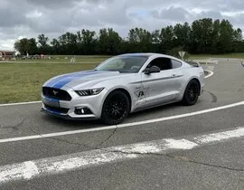 Stage Enfant en Ford Mustang à Alès
