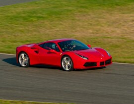 Stage en Ferrari 488 GTB - Circuit de Trappes Stage en Ferrari 488 GTB - Circuit de Trappes