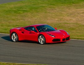 Stage en Ferrari 488 GTB - Circuit de Haute-Saintonge Stage en Ferrari 488 GTB - Circuit de Haute-Saintonge