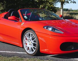 Stage Enfant en Ferrari F430 Spider à Aix-en-Provence Stage Enfant en Ferrari F430 Spider à Aix-en-Provence