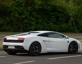 Stage Enfant en Lamborghini Gallardo - Circuit de Lédenon Stage Enfant en Lamborghini Gallardo - Circuit de Lédenon