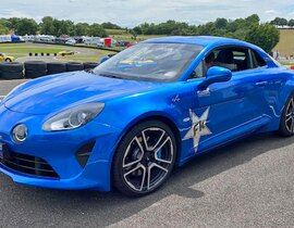 Stage Enfant en Alpine A110 à Alès Stage Enfant en Alpine A110 à Alès