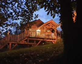 Nuit en Cabane Familiale avec Spa près de Limoges Nuit en Cabane Familiale avec Spa près de Limoges