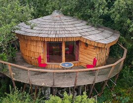 Nuit en Cabane dans les Arbres avec Spa près de Montpellier Nuit en Cabane dans les Arbres avec Spa près de Montpellier