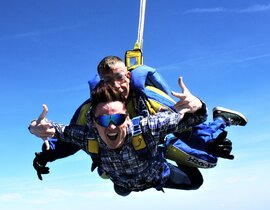 Saut en parachute à Albert Saut en parachute à Albert