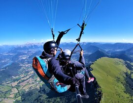 Baptême en Parapente dans le Vercors Baptême en Parapente dans le Vercors
