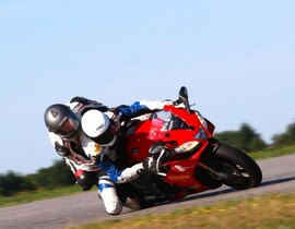 Baptême Sensations Moto Aprilia - Circuit de Chenevières Baptême Sensations Moto Aprilia - Circuit de Chenevières