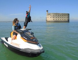 Randonnée en Jet Ski à La Tremblade - L'Ile d'Oléron Randonnée en Jet Ski à La Tremblade - L'Ile d'Oléron
